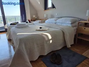 Kuća za odmor MIRTA - Image 1