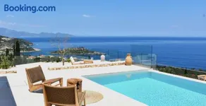 Thelxi's Suite I - Brand New Seaview Suite! - Image 3