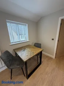 Church View, modern 1 bed flat, central location - Image 4