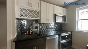 Modern 3-Bedroom Private Home - Image 4