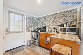 C & N Lodging - Image 2