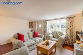 4 Church Cottages - Image 2