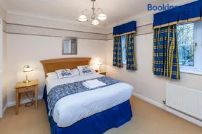 Churchill Way Suite - Image 5