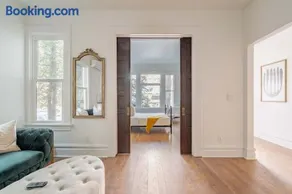 Stay Portland - 1BR - Walk to Coffee, Brews & NW 23rd Shops - Image 2
