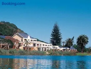 Lake Pleasant Hotel - Image 1