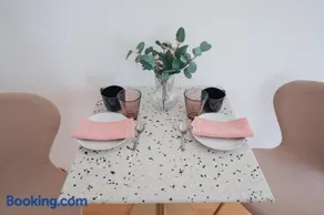 Bezauberndes Studio mit privatem Garten - Image 2