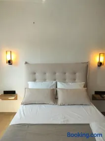 Modern elegant escape on the Ionian coast, near Ancient Olympia - Image 1