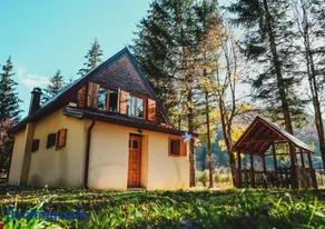 Pineview House - Image 2