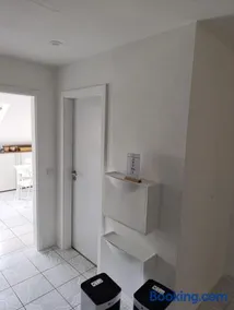 Charmante Dachgeschosswohnung bis zu 6 Gäste - Image 4