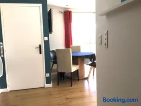 Logement neuf avec jardin privé 4 couchages et Jacuzzi Piscine en option - Image 3