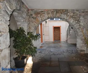 Apartment in Brezzo di Bedero - via Roma 53 - Image 1