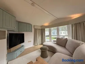Lakeside East 61 Caravan at Haggerston Castle Play Passes not included - Image 2