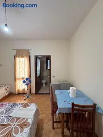 General's Beach House - Image 2