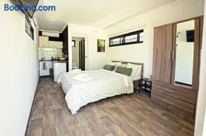 THE SPOT GLAMPING STUDIOS PROTARAs - Image 3