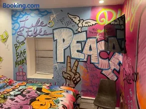 Art Deco Graffiti Suite - Image 2