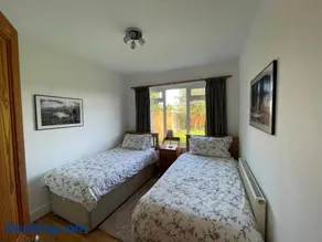 Jamie's Georgeham - Image 5