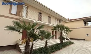 Nanchev Apartments - Image 1