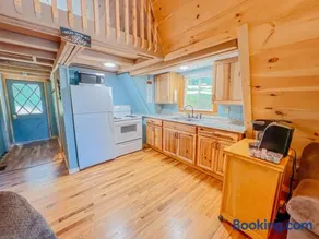 Lake Life, Hocking Hills, Hot Tub, Fireplace, Pond - Image 2