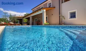 Luxurious Mediterranean House (8+2) Near To The Beautiful Beaches - Image 4