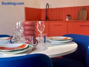 Appartement Thème Années 60' l Baignoire Jets l Clim l Netflix - Image 3