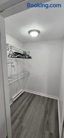 Deluxe Private Room in a Shared Apartment- Comfortable and Convenient - Image 2
