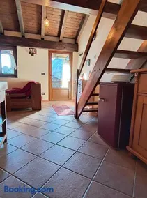 Petit Royal - Maisons de Charme Valle d'Aosta - Appartamento per 6 persone - con Balcone, Giardino e Soppalco - Image 3