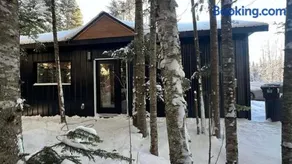 Sentier des chalets boisés - Image 1