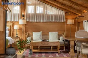 Shangri-La Rushi Hotel - Image 3