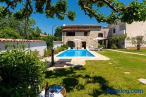 Villa K2n - Image 1