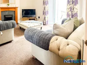 Hill House - Image 4