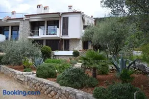 Apartments Palma & Pino - Image 1