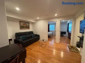 San Francisco 2 Bedroom with Parking near BART - Image 1