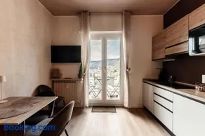 10 Floor Apartments by Quokka 360 - Como City View & Parking - Image 4