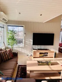 Great mountain cabin with jacuzzi in beautiful surroundings - Image 2