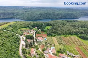 Spacious Four-Bedroom Villa Marija Kloštar - Image 3