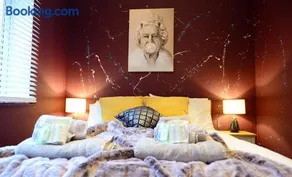 2 Bedroom Apartment - Disc0unts - Parking, Contractors, Group, Family - Image 3
