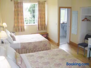 Redwood Apartment - Image 3
