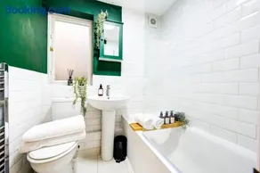 The Hackney Apartment - Image 1