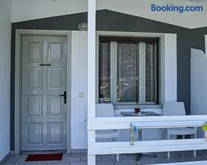 Kinira Beach Hotel - Image 3