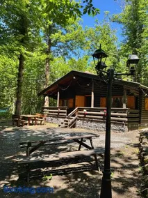 Etna Essence Chalet - Image 2
