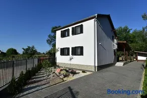 Sirály Apartman - Image 3