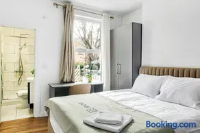 Nottingham Forest The City Ground Studio Apartments - Image 2