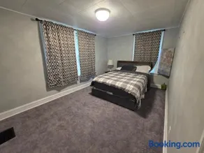 A J House - Image 2