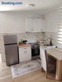 Elena Airport Apartments - Image 2