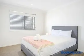 Sydney Cobbitty 4bed house close Oran Park - Image 5