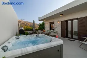 Casa Kastella, private jacuzzi & BBQ facilities! - Image 2