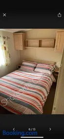162 Northfield, 3 bedroom, 8 berth - Image 3