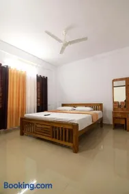 THEKKADY HOMES - Image 3