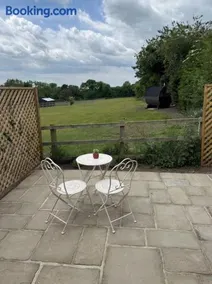 Private Countryside Annexe with Exclusive Wood Burner, Outdoor Hot Shower & Views - Image 4