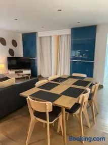 Appartement avec grande terrasse - Image 2